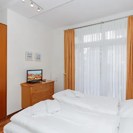 Duenenschloss Duenenschloss 1-03 *