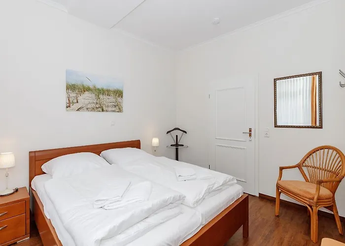 Dünenschloss Dünenschloss 1-03 * Ostseebad Kühlungsborn